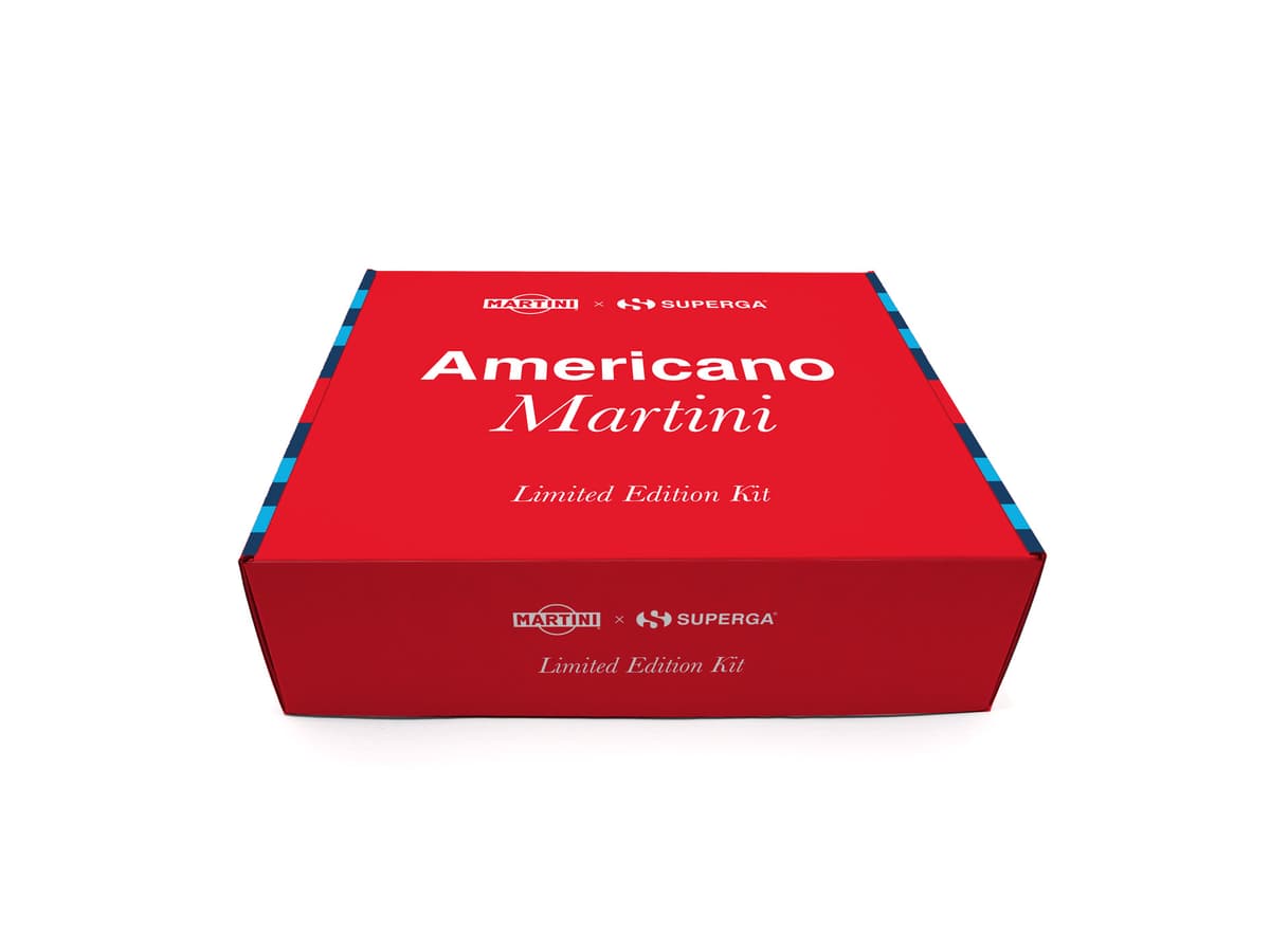 Americano Martini Limited Edition con scarpe 2750 Martini x Superga