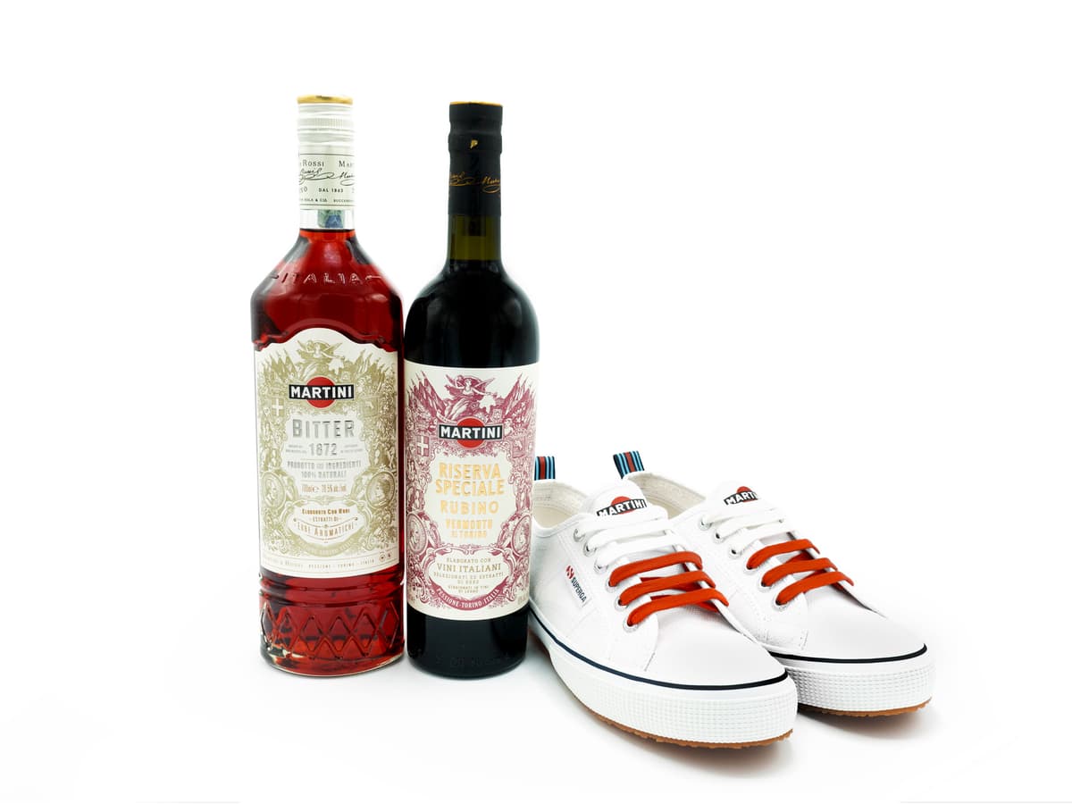 Americano Martini Limited Edition con scarpe 2750 Martini x Superga